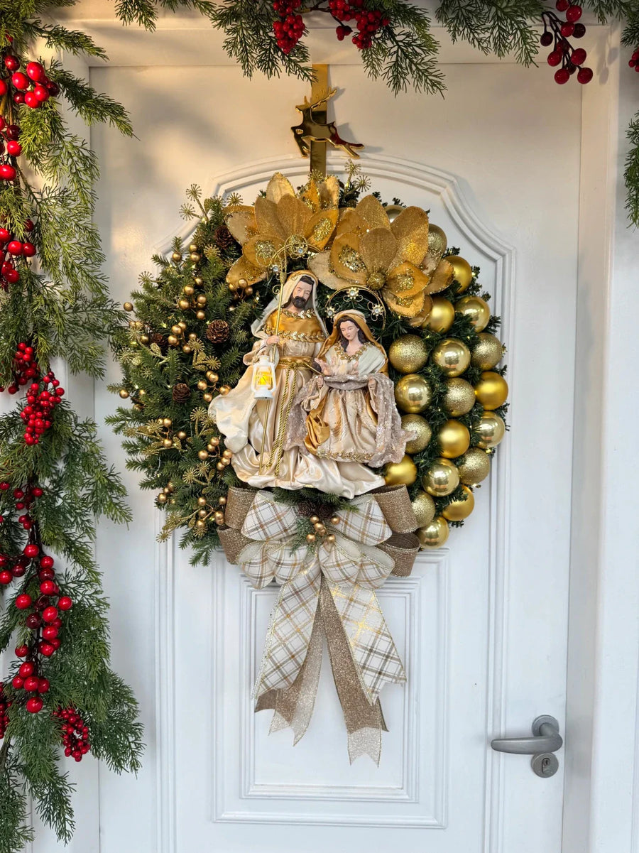 Guirlanda Sagrada Família Resplendor Dourado | O Brilho da Fé e Elegância no Seu Natal